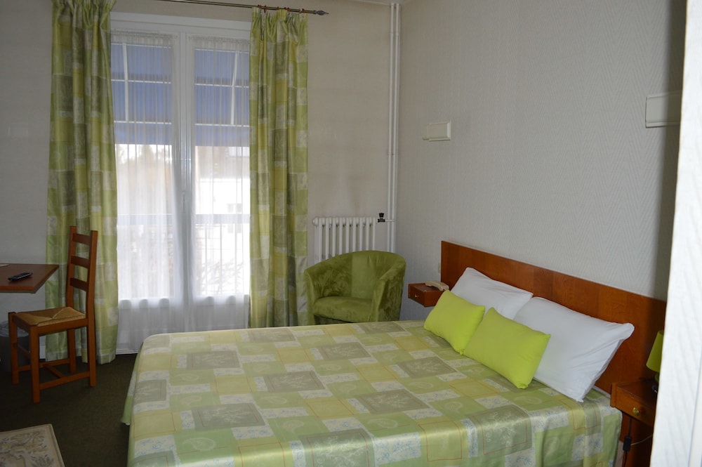 HOTEL CHRISTINA 17/57