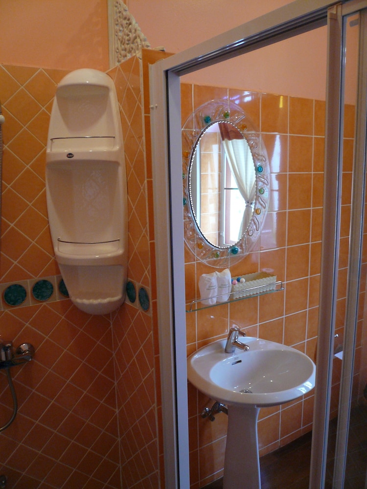Samsen Sam Place Hotel 30/66