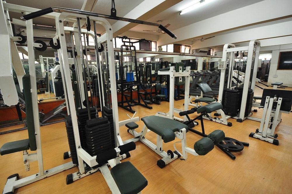Ymca Tourist Hostel 33/43