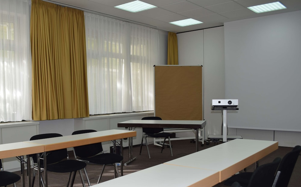 Scotty + Paul Hotel Deggendorf 42/50