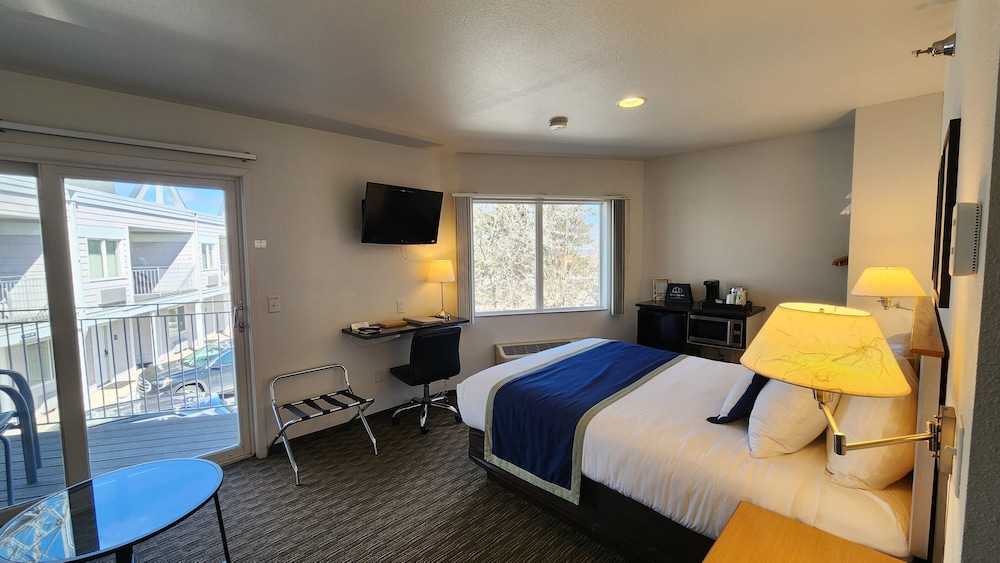South Pier Inn 10/50