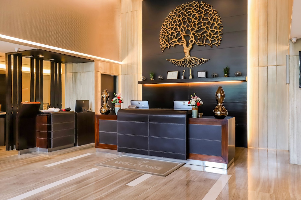 Radisson Hotel Sector 29 Gurugram 1/57