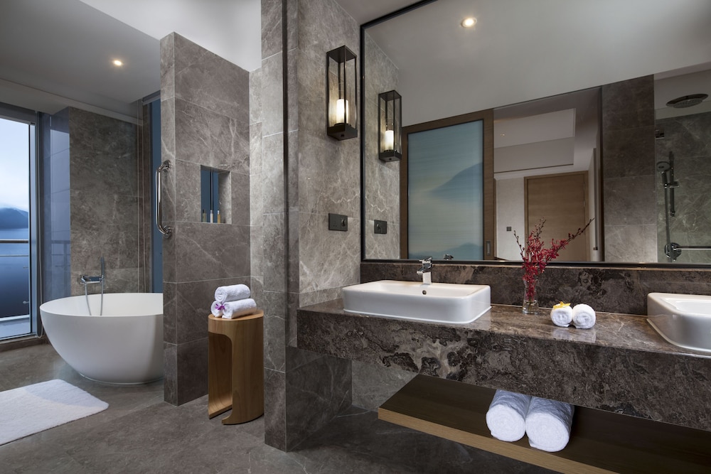 Crowne Plaza Hangzhou Thousand Island Lake 21/76