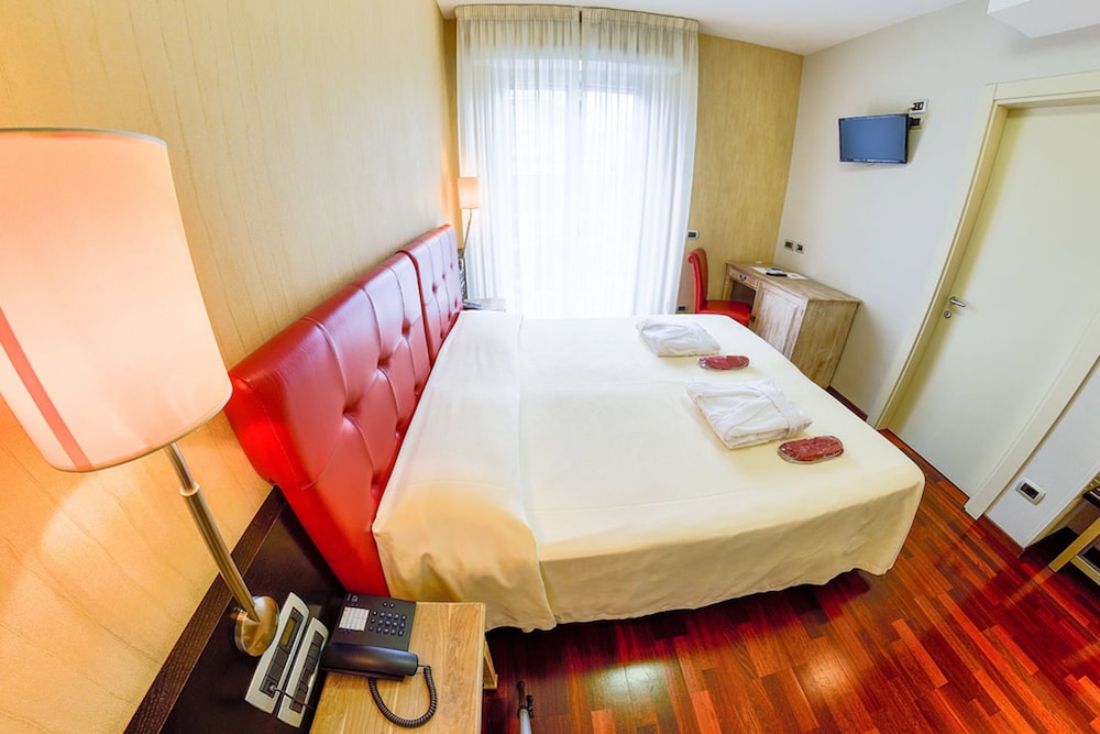 Hotel Victoria 20/38
