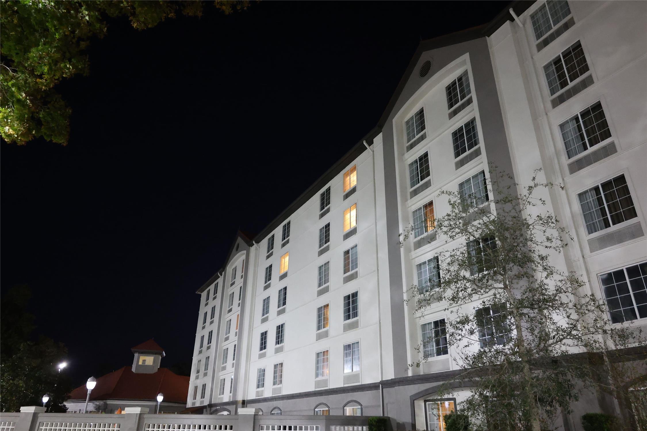 La Quinta Inn Suites Ocala 10/72