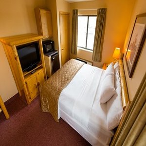 Cranberry Country Lodge 2/5