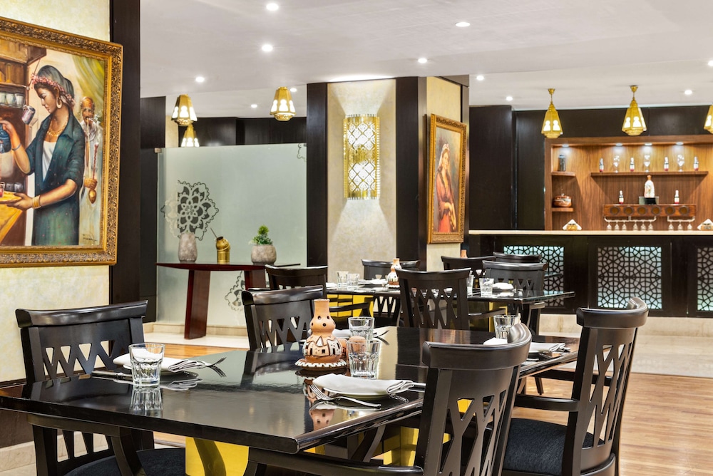 restaurant cafeteria