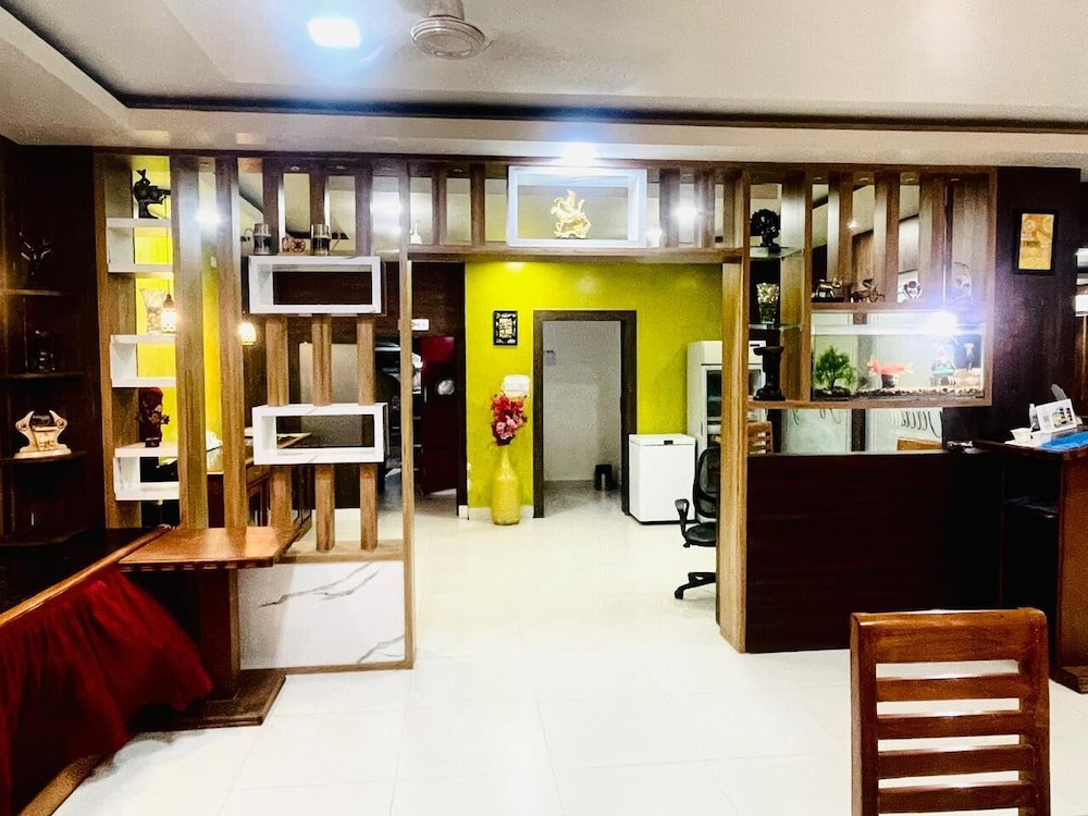 Treebo Trend Hotel Pemaling 15/35