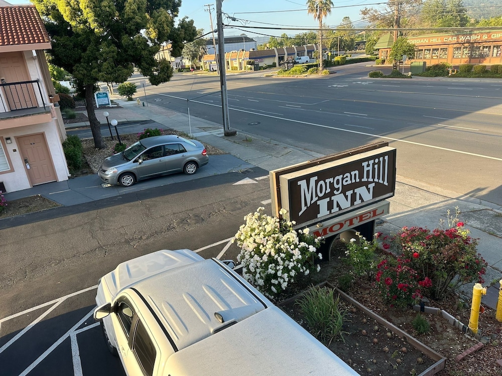 Morganhill Inn Motel 44/51