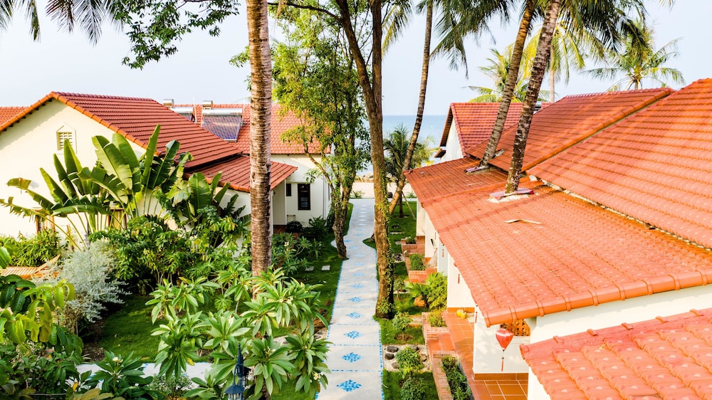 Hula Hula Beachfront Phu Quoc 44/73
