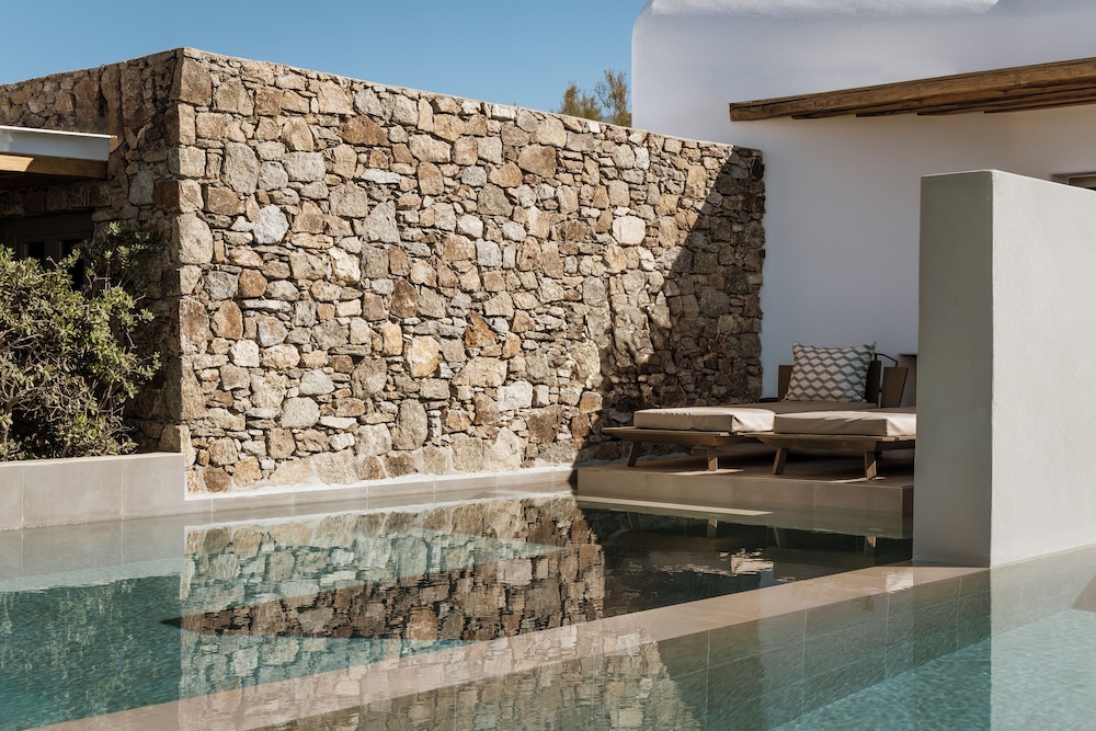 Mykonos Soul Luxury Suites 25/50