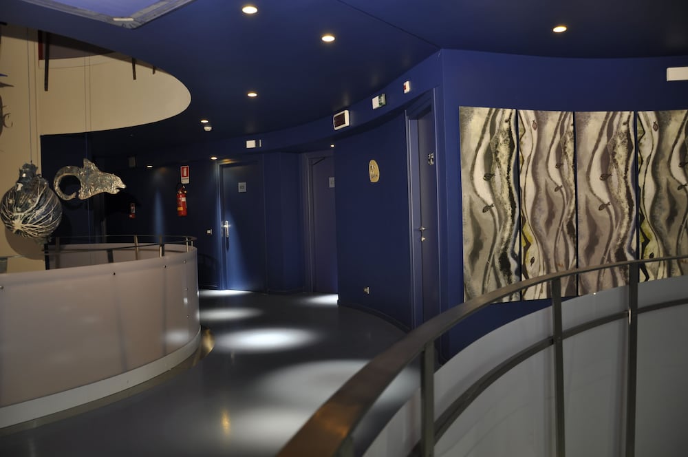 lobby