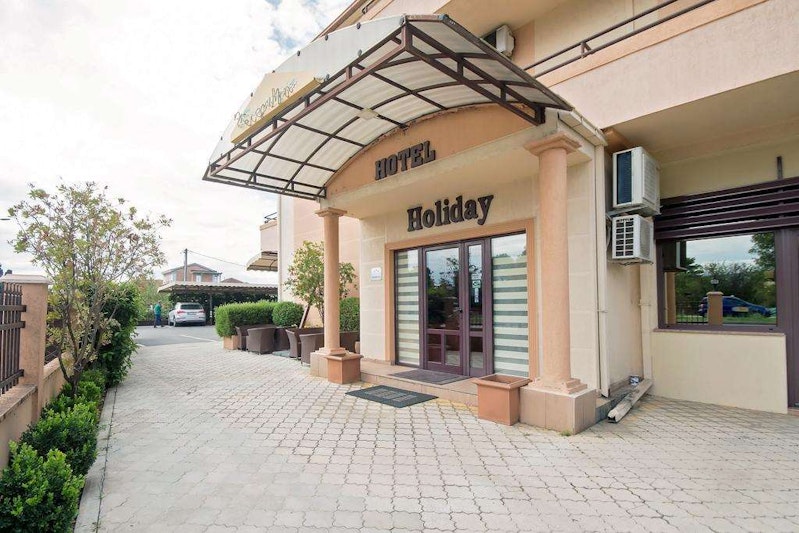 Hotel Holiday 6/58