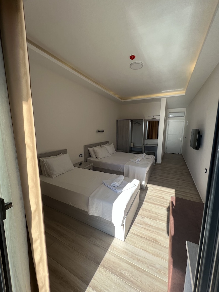 Life Point Boutique Hotel 7/20