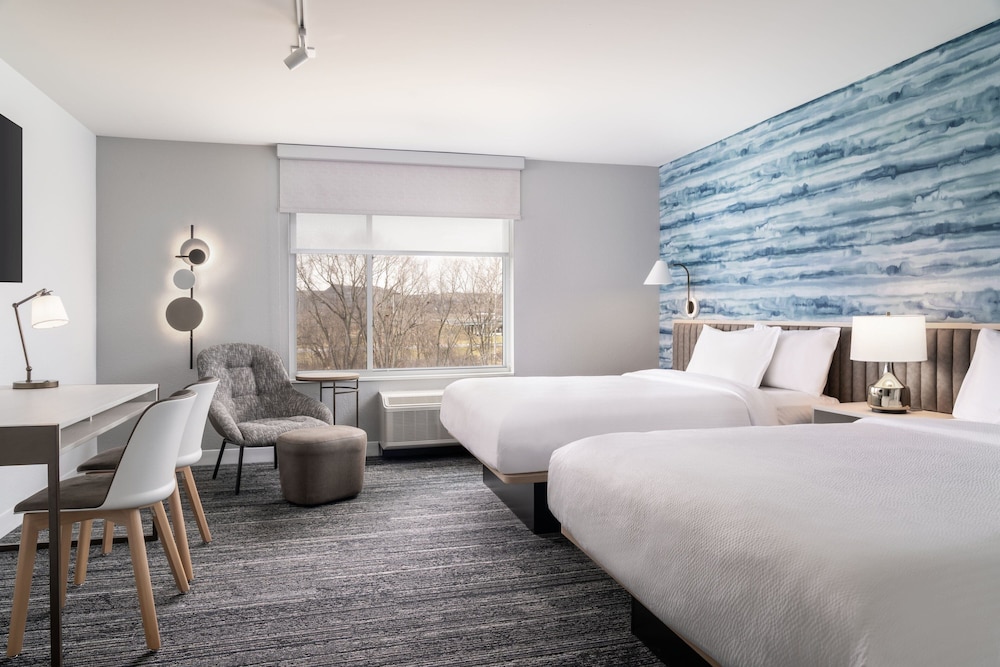 TownePlace Suites by Marriott New Philadelphia 3/33