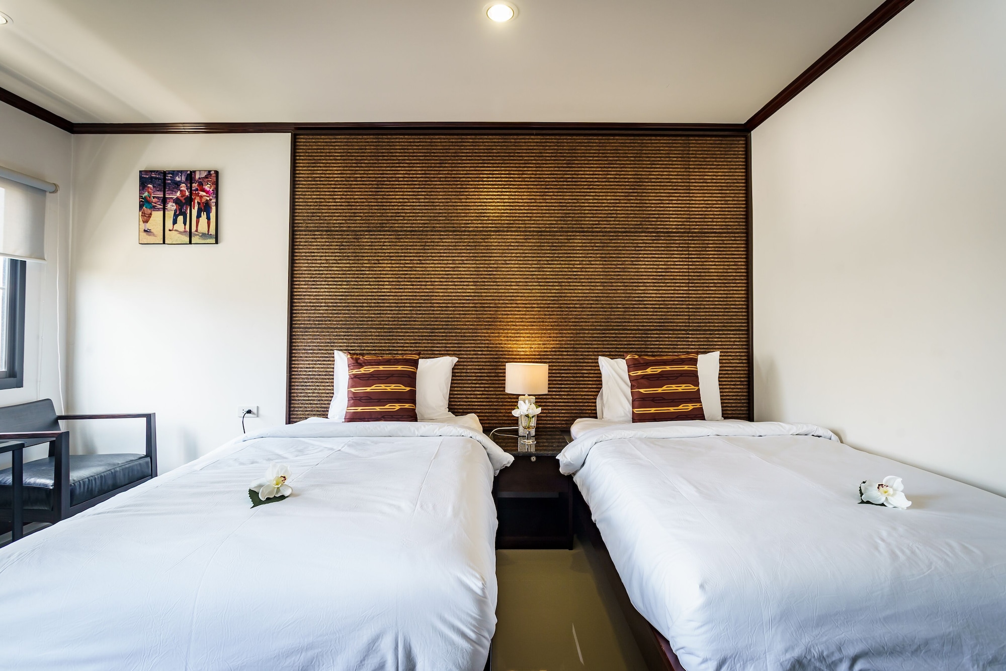BASIC, TWIN BEDS