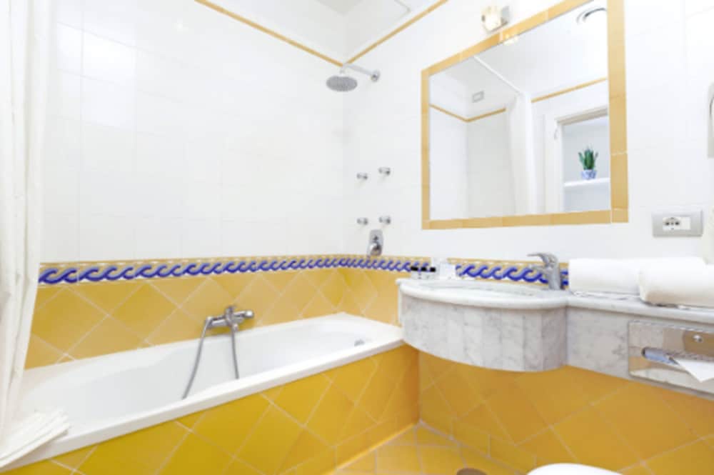 Hotel Piccolo Paradiso 31/34