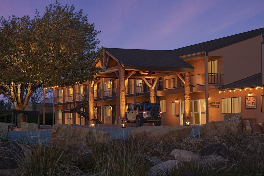 Capitol Reef Resort 1/56