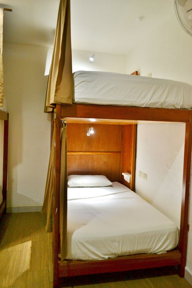 Hotel Petén 49/111