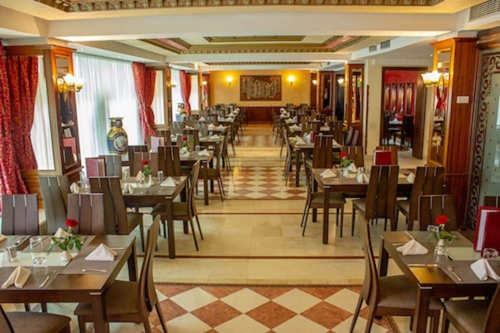 Helnan Chellah Hotel 36/46