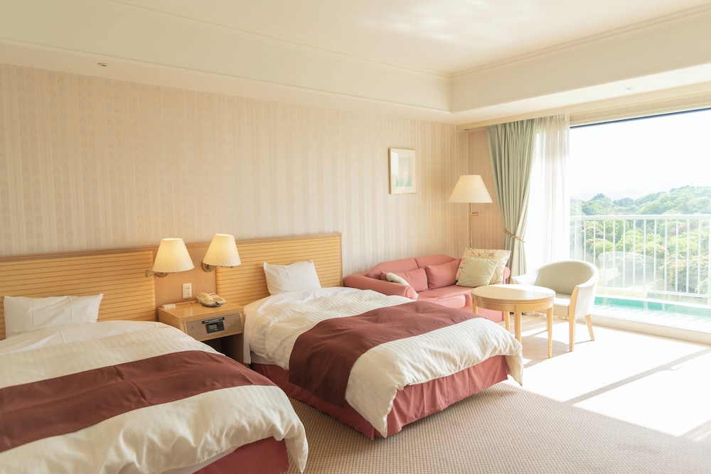 Onahama Ocean Hotel Golf Club 5/30