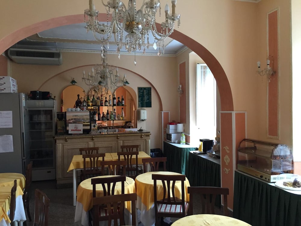 Hotel Ventura Rome 24/26