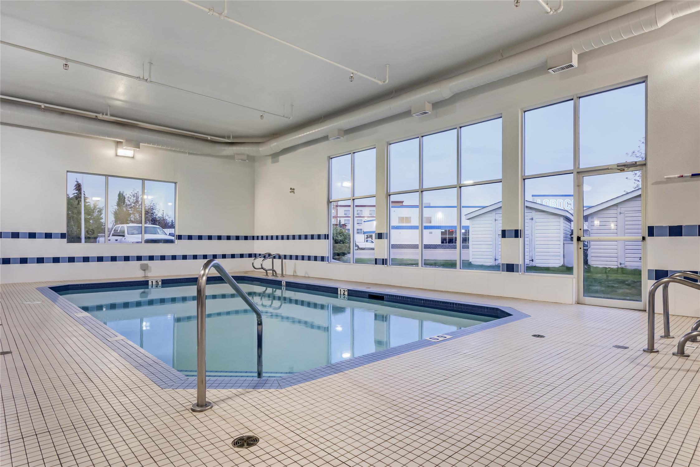 Best Western Plus Red Deer Inn and Suites 29/61