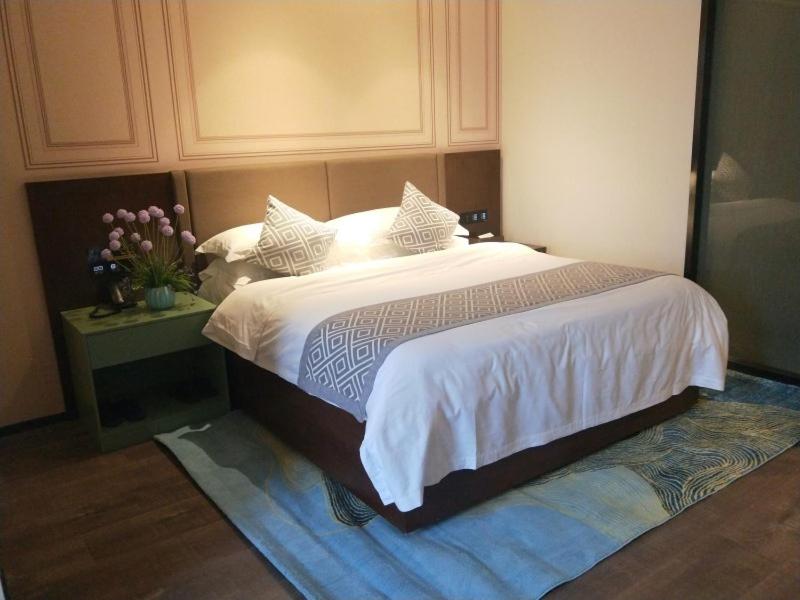 Gem Huainan Tianjia 'an District Chaoyang East Road Wanda Plaza Hotel 17/28