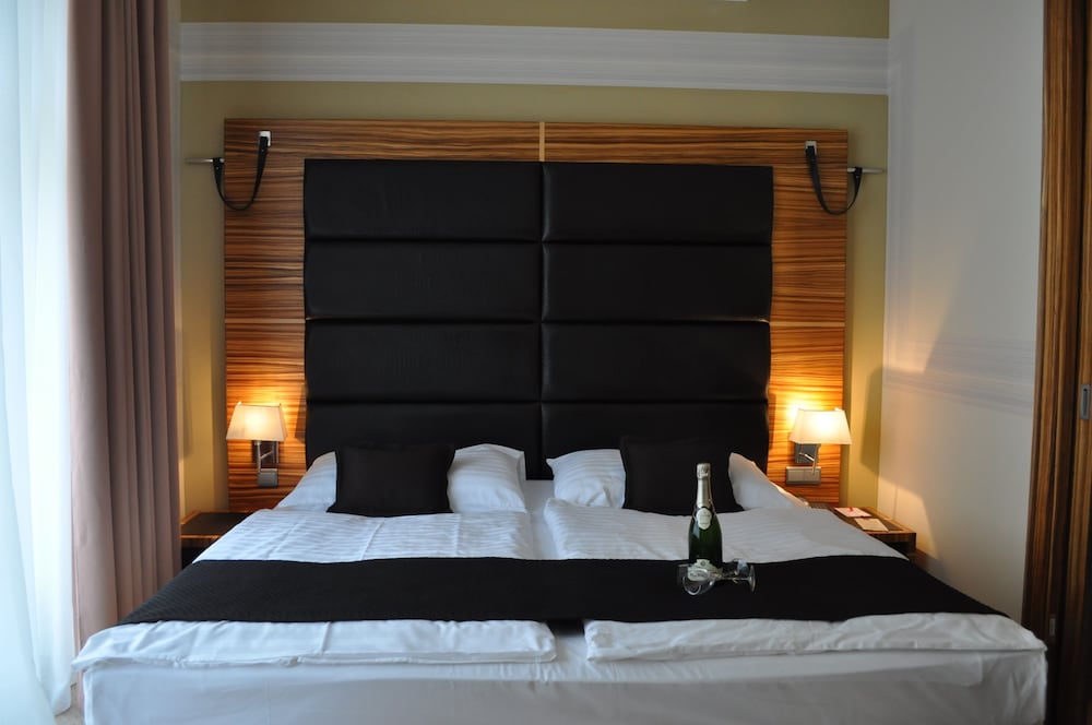 Art Hotel William 5/50