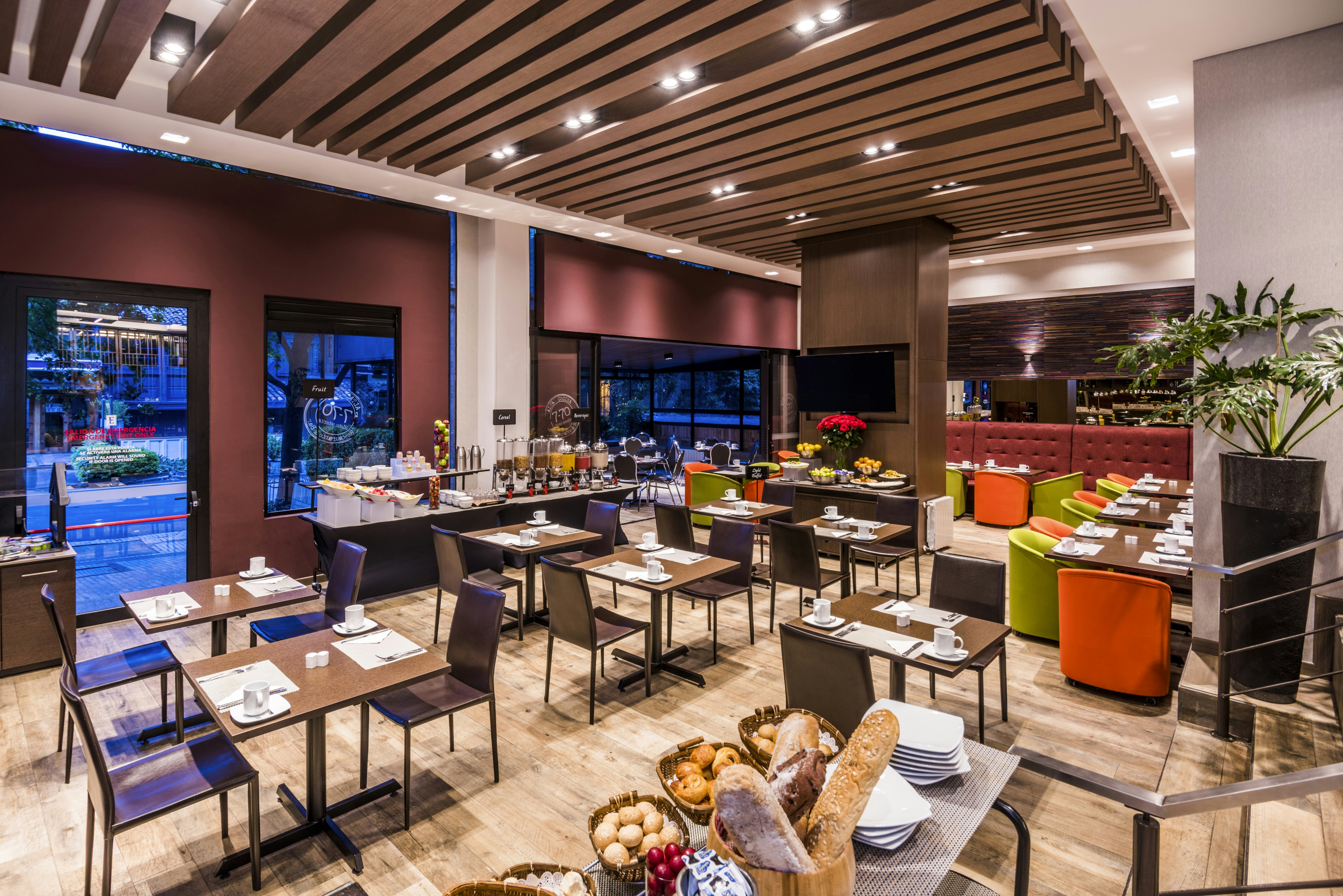 Embassy Suites by Hilton Bogota Rosales 40/50