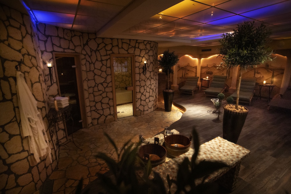 Hotel Alte Post 13/28
