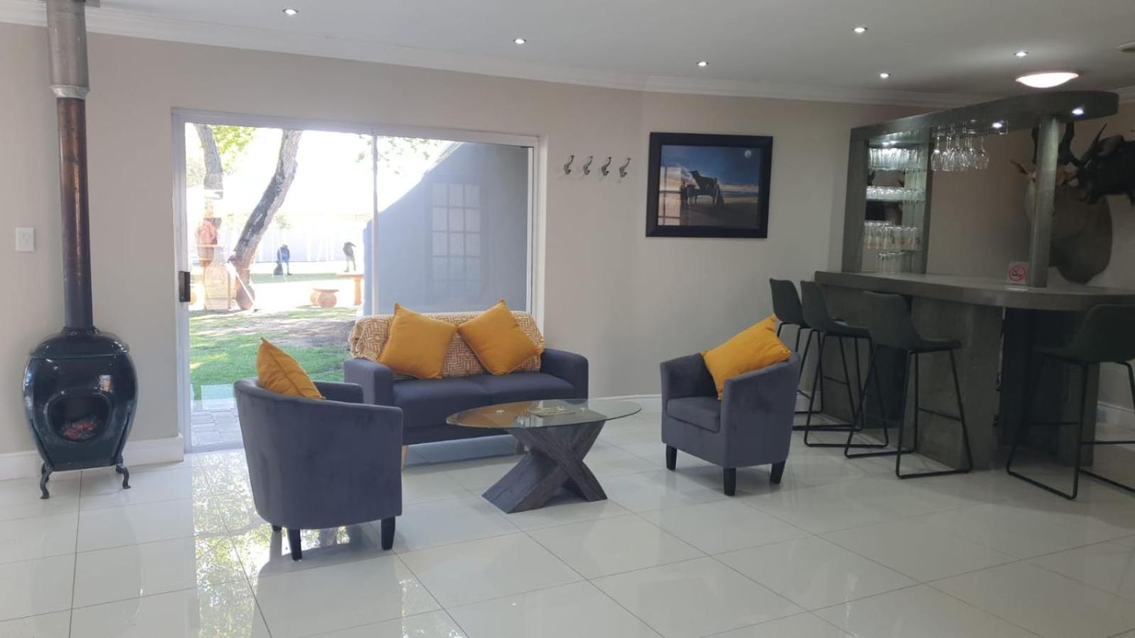 Cape Winelands Business Villas Self Catering rooms 22/50