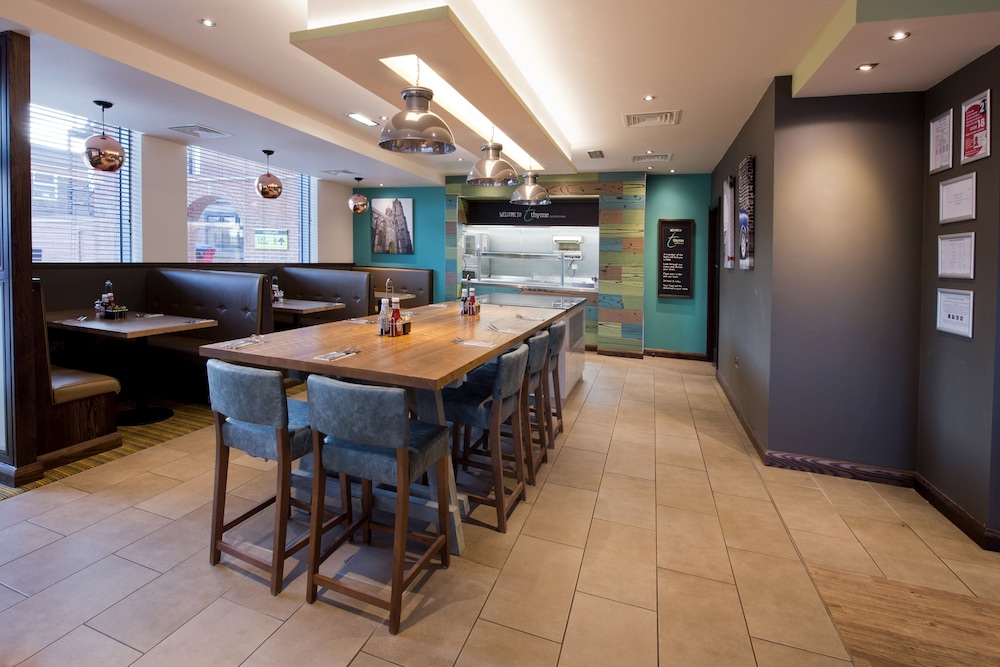 Premier Inn Berwick upon Tweed hotel 41/52
