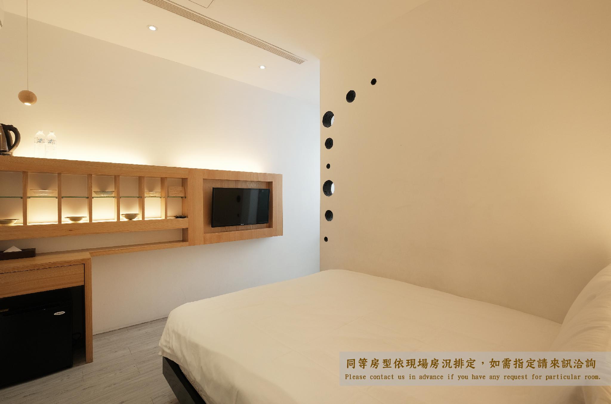 Room, Double Bed