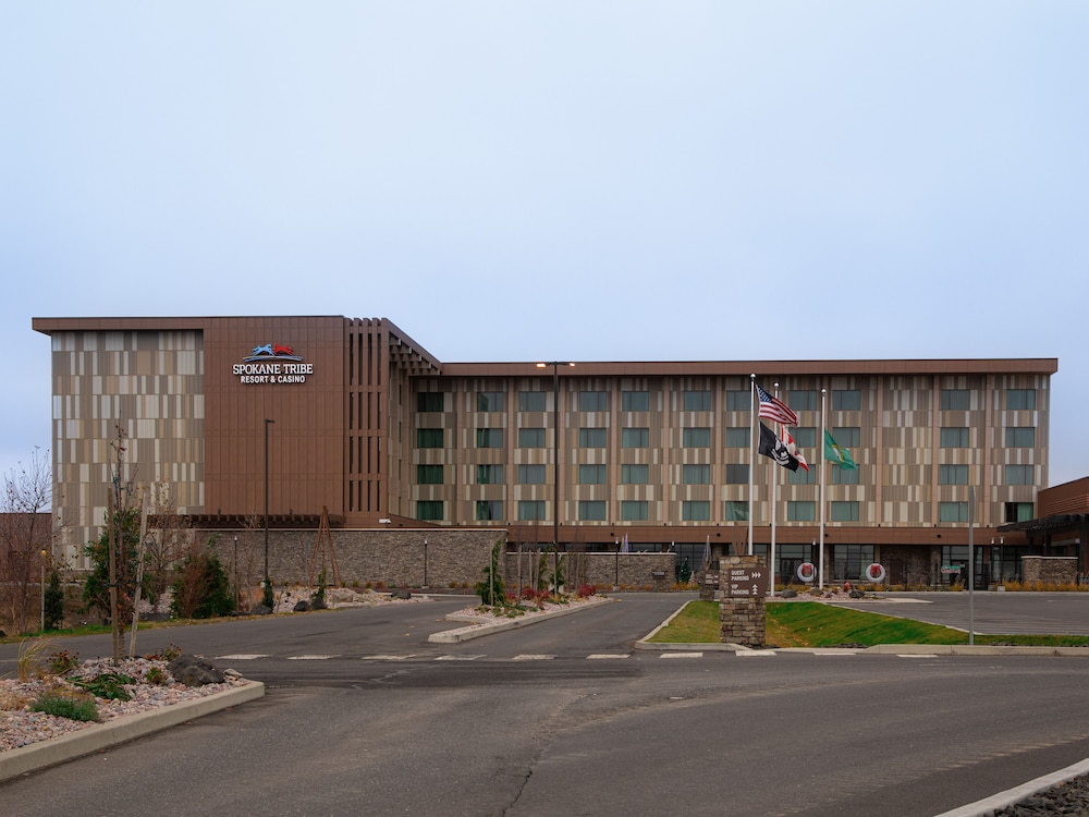 Spokane Tribe Resort and Casino 2/35