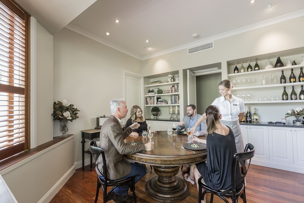 Spicers Clovelly Estate 59/73