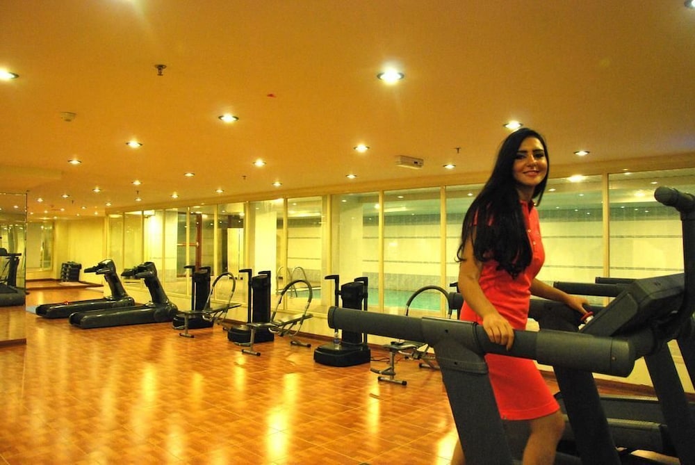 The Convention Center Royal Suites Hotel 27/50