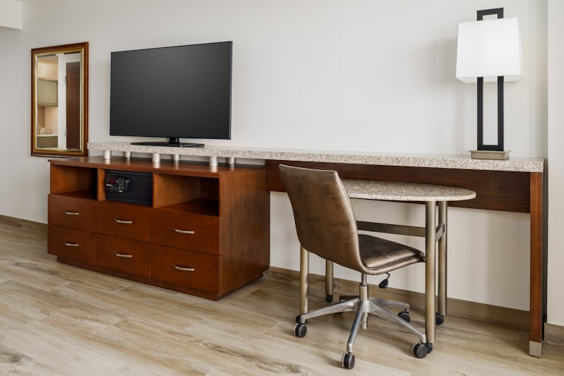 DoubleTree Beach Resort by Hilton Tampa Bay - North Redington Beach 50/59