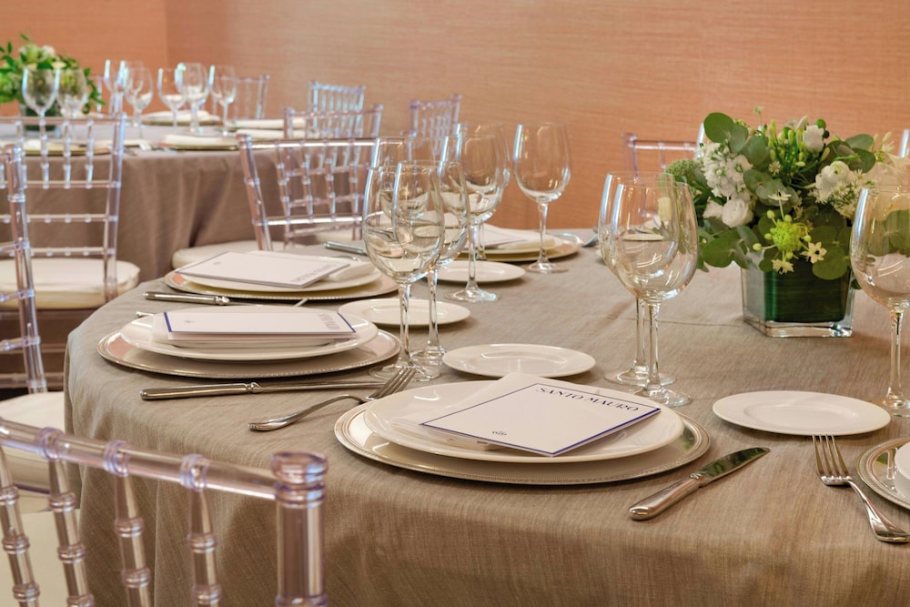 Santo Mauro, a Luxury Collection Hotel, Madrid 62/81