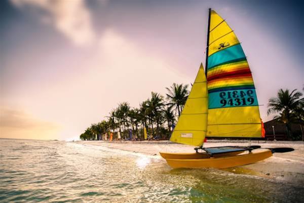 Bohol Beach Club 32/36