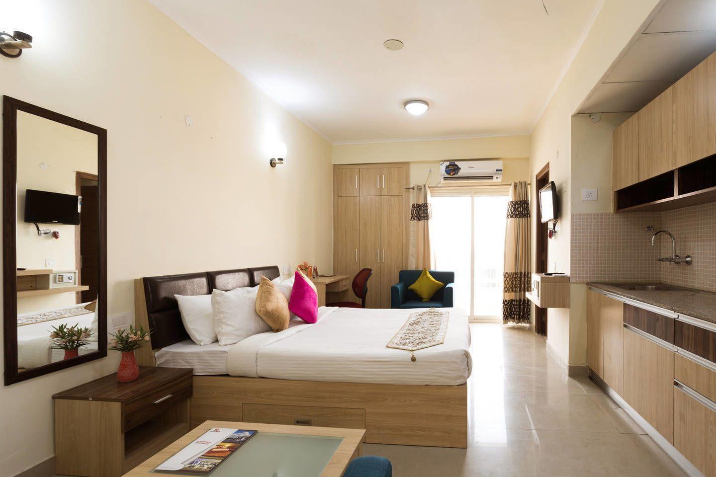 OYO Rooms Noida Sector 62 19/73
