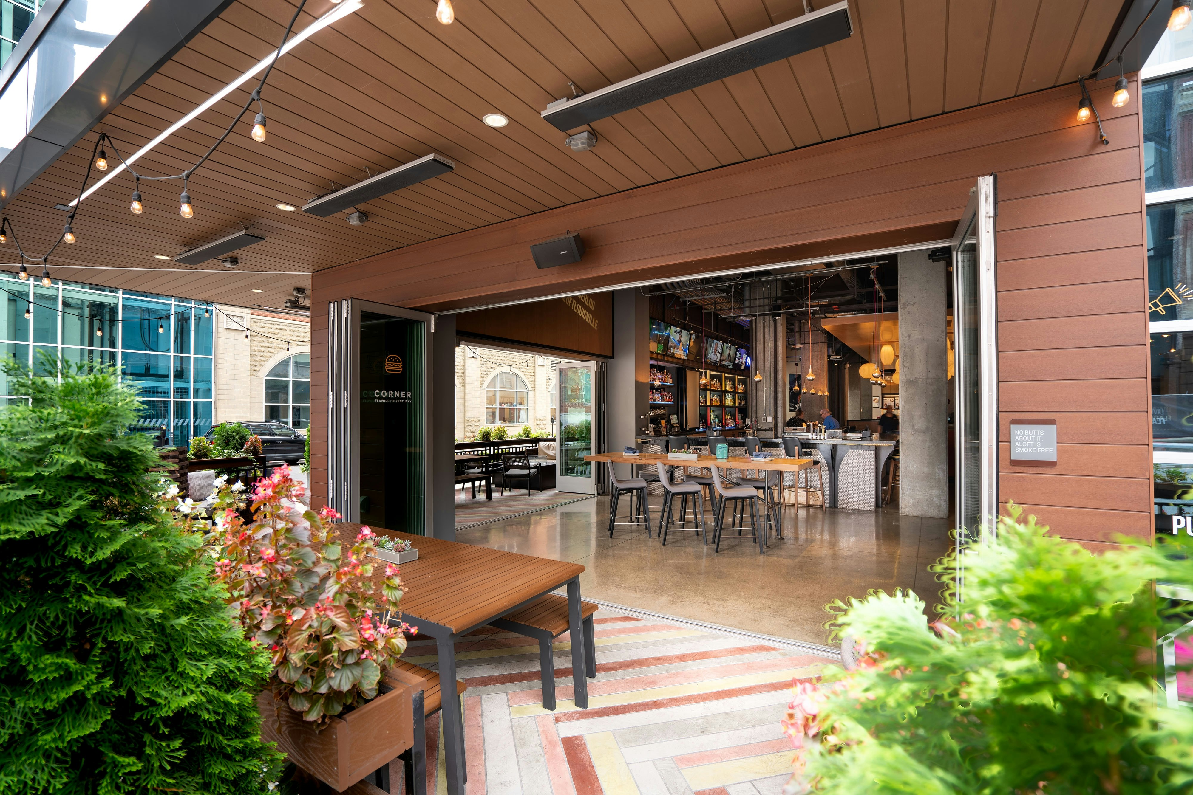 Aloft Louisville Downtown 64/69