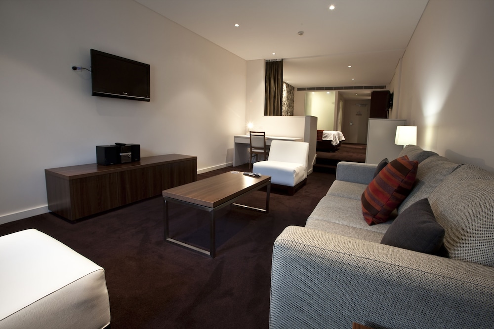 The Gateway Inn 43/53