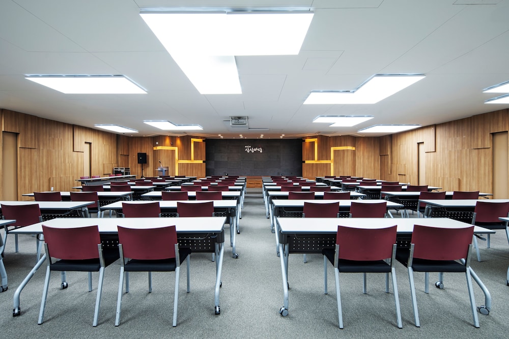 Sangsangmadang Chuncheon Stay Hotel 59/69