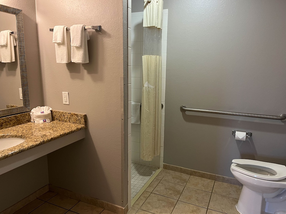Motel6 Junction, TX - Llano River 56/60