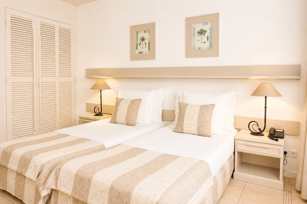 Standard, Double Bed, Garden View, Garden Area
