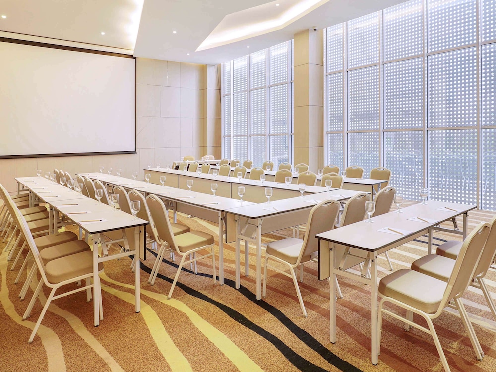 Artotel Harmoni Jakarta 52/62