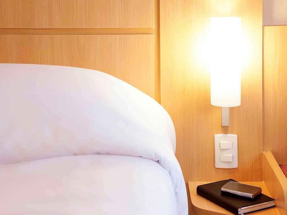 Ibis Ourinhos 30/62