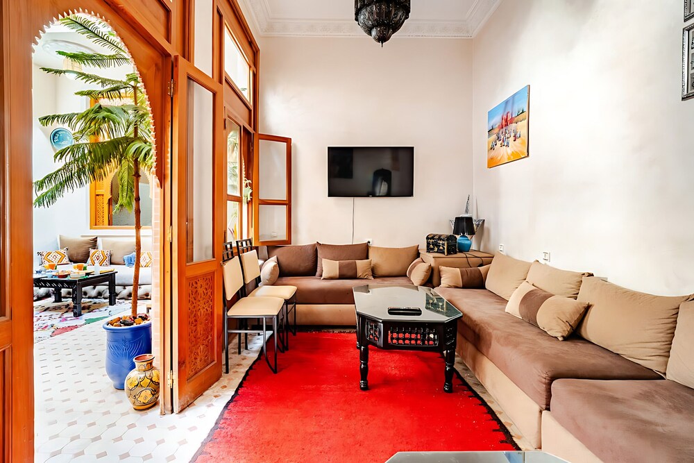 Riad Jnan Adam 33/36