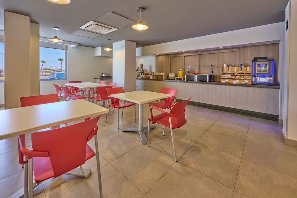 City Express Junior by Marriott Mexicali 34/50